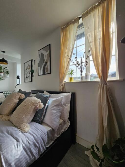 Stylish Putney Village Flat London Eksteriør billede